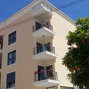 Vacaciones En El Paraíso , Lagoa (Algarve) Portugal